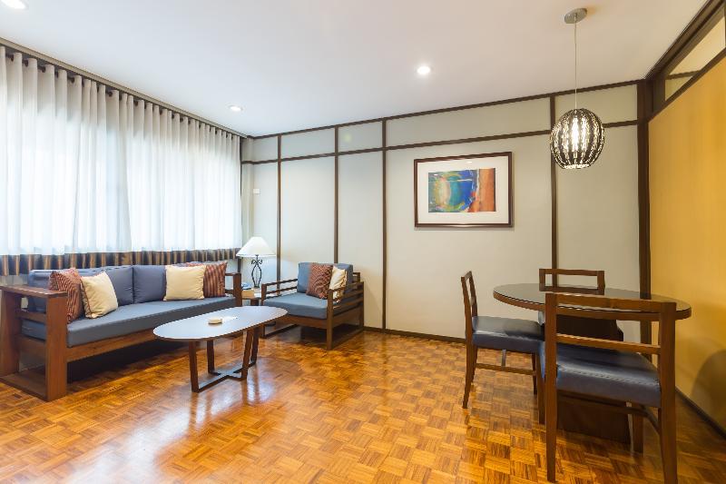 Tropicana Hotel 3*